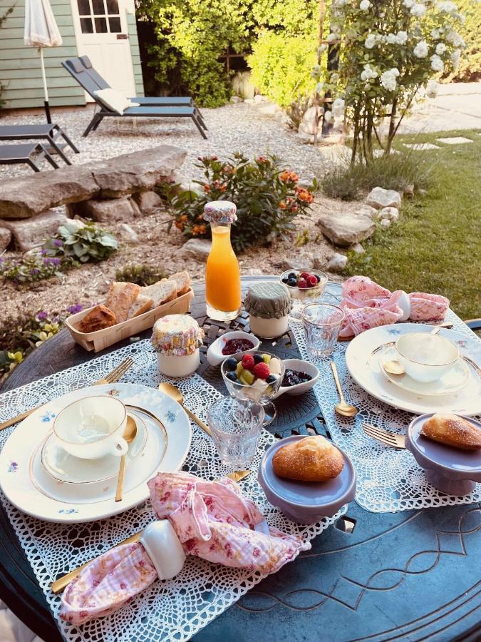B&B Temps Suspendu Provence Pernes-les-Fontaines Exteriör bild