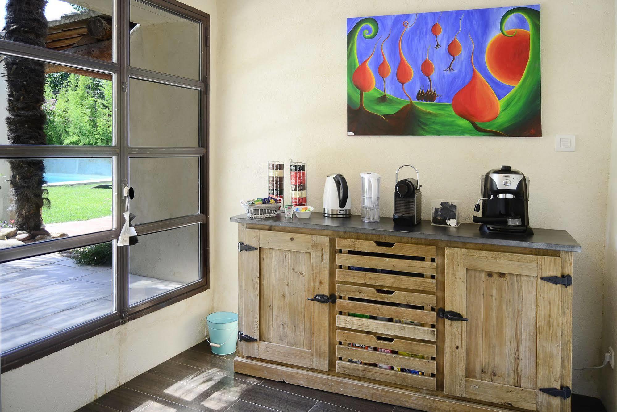 B&B Temps Suspendu Provence Pernes-les-Fontaines Exteriör bild